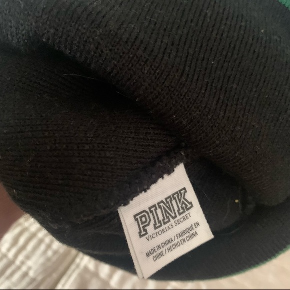 Pink Pom Pom beanie - Picture 2 of 3